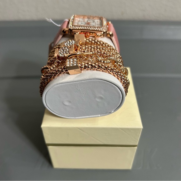 Brand New Adrienne Vittadini Watch & Bracelets main image 4